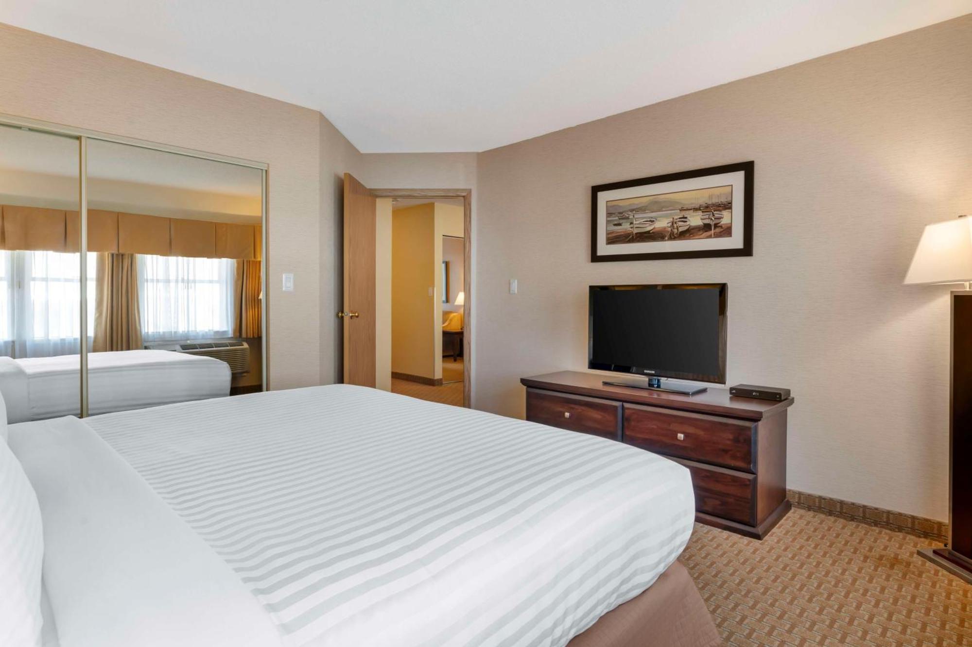 Best Western Plus Emerald Isle Hotel Sidney Exteriér fotografie