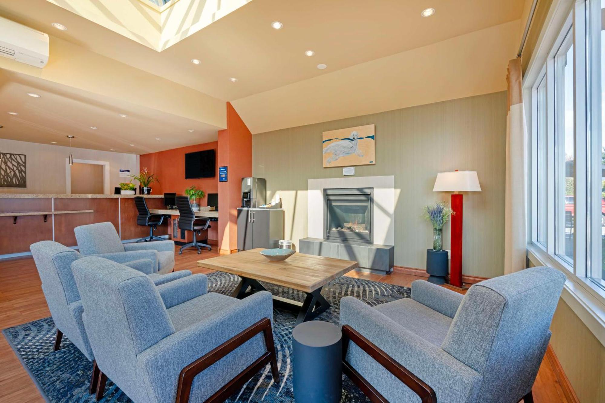 Best Western Plus Emerald Isle Hotel Sidney Exteriér fotografie
